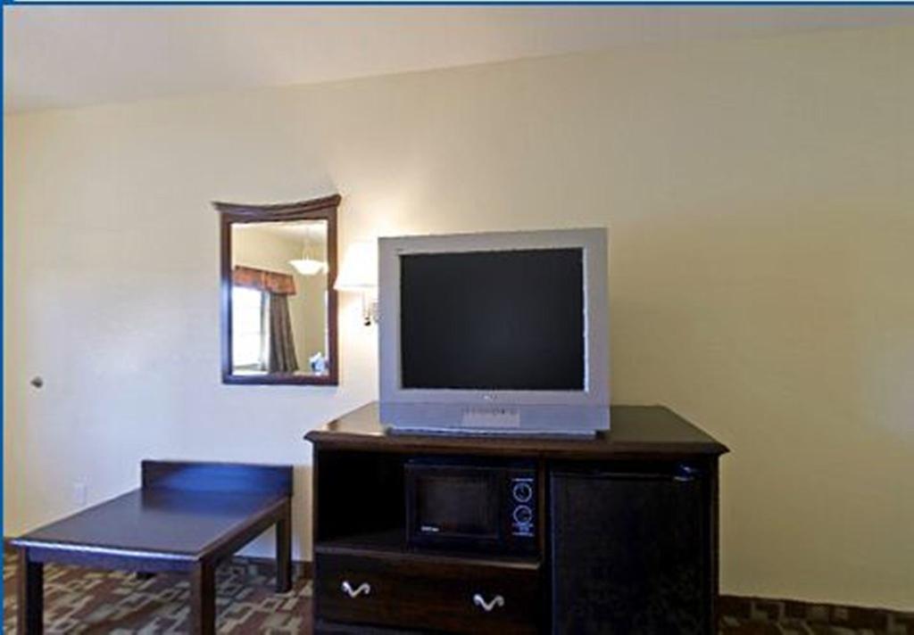 Americas Best Value Inn Byhalia Esterno foto