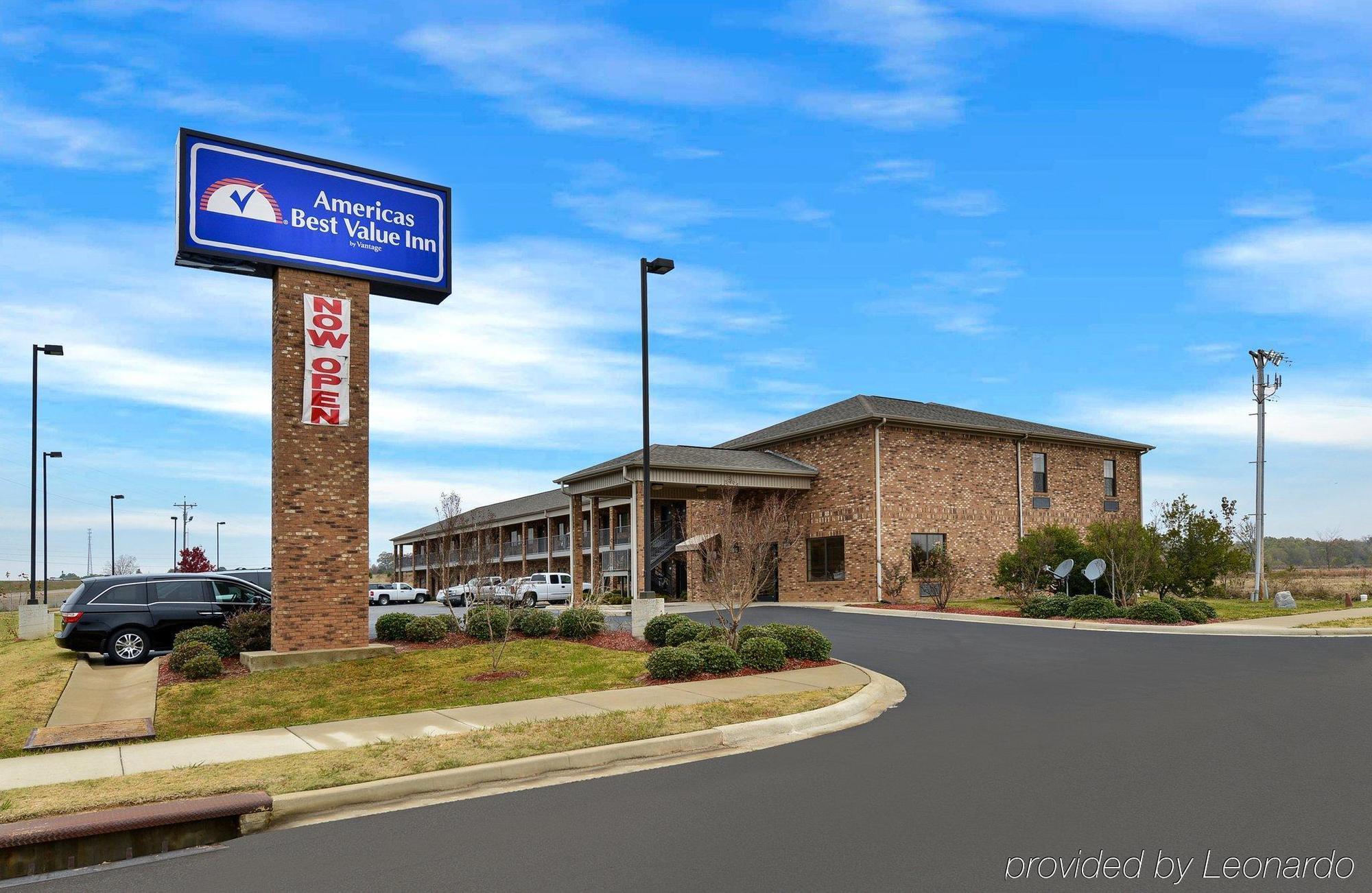 Americas Best Value Inn Byhalia Esterno foto